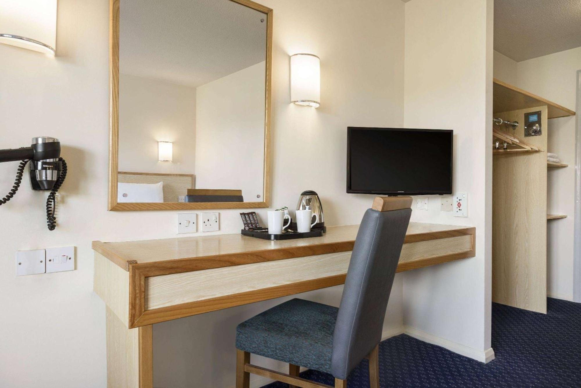 Days Inn Sutton Scotney North Luaran gambar